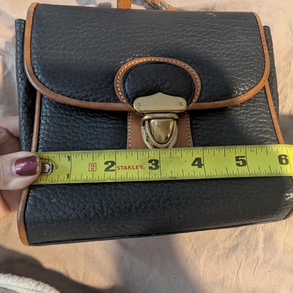 Vintage Dooney & Bourke Black Leather Crossbody Bag - Picture 8 of 8